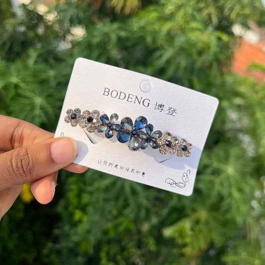 Flower Center Clip - Kaithogai