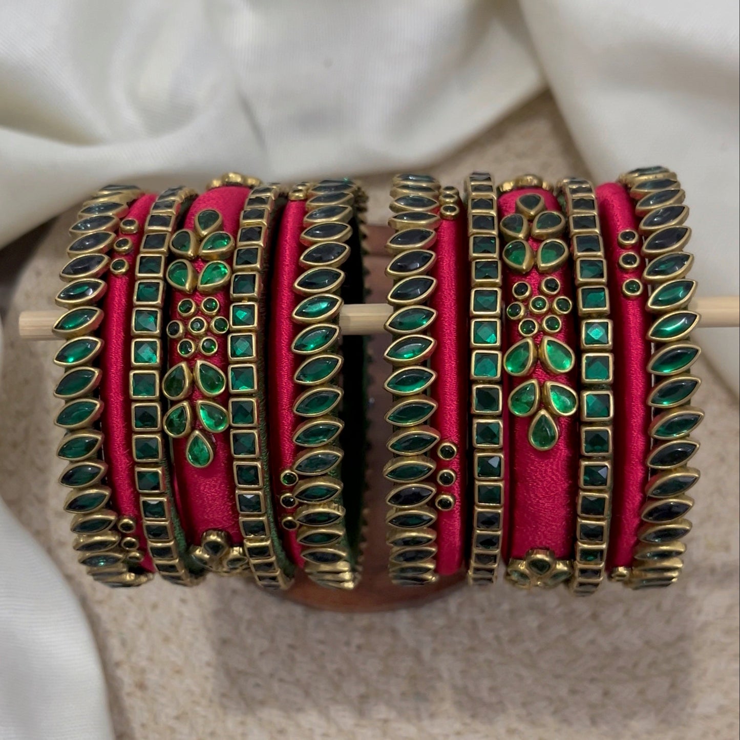 Pachai Roja Bangle set (One set)