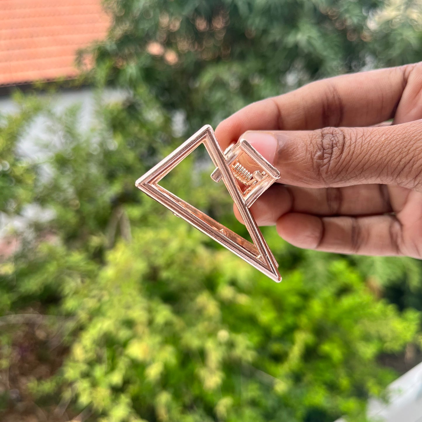 Triangle Metal Claw