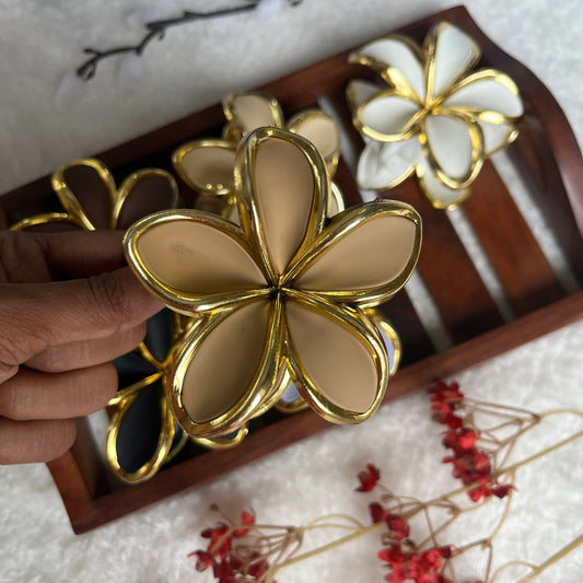 Flower Claw - Kaithogai