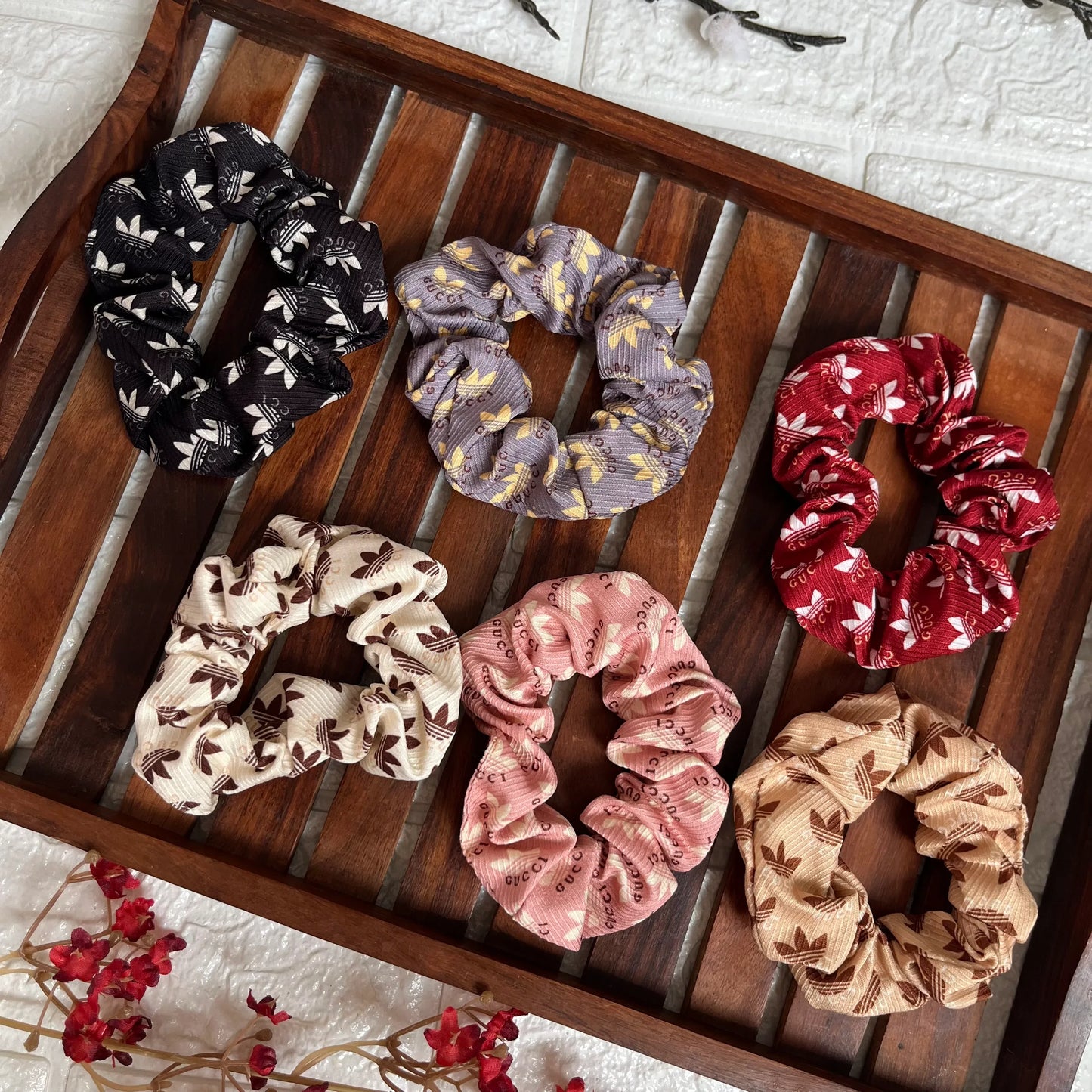 Retro Print Scrunchie - Kaithogai