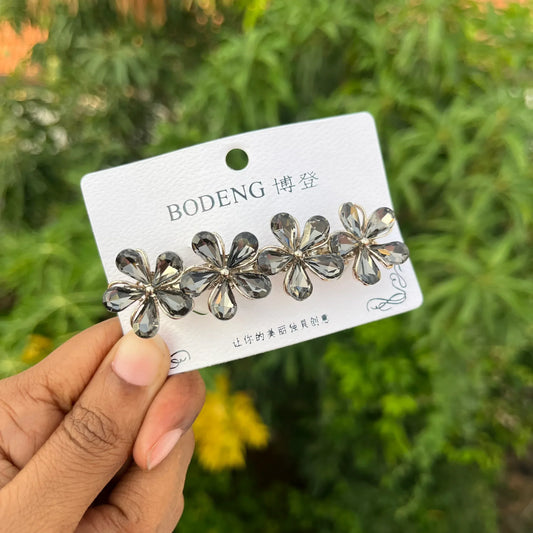 Five Petal Flower Center Clip - Kaithogai