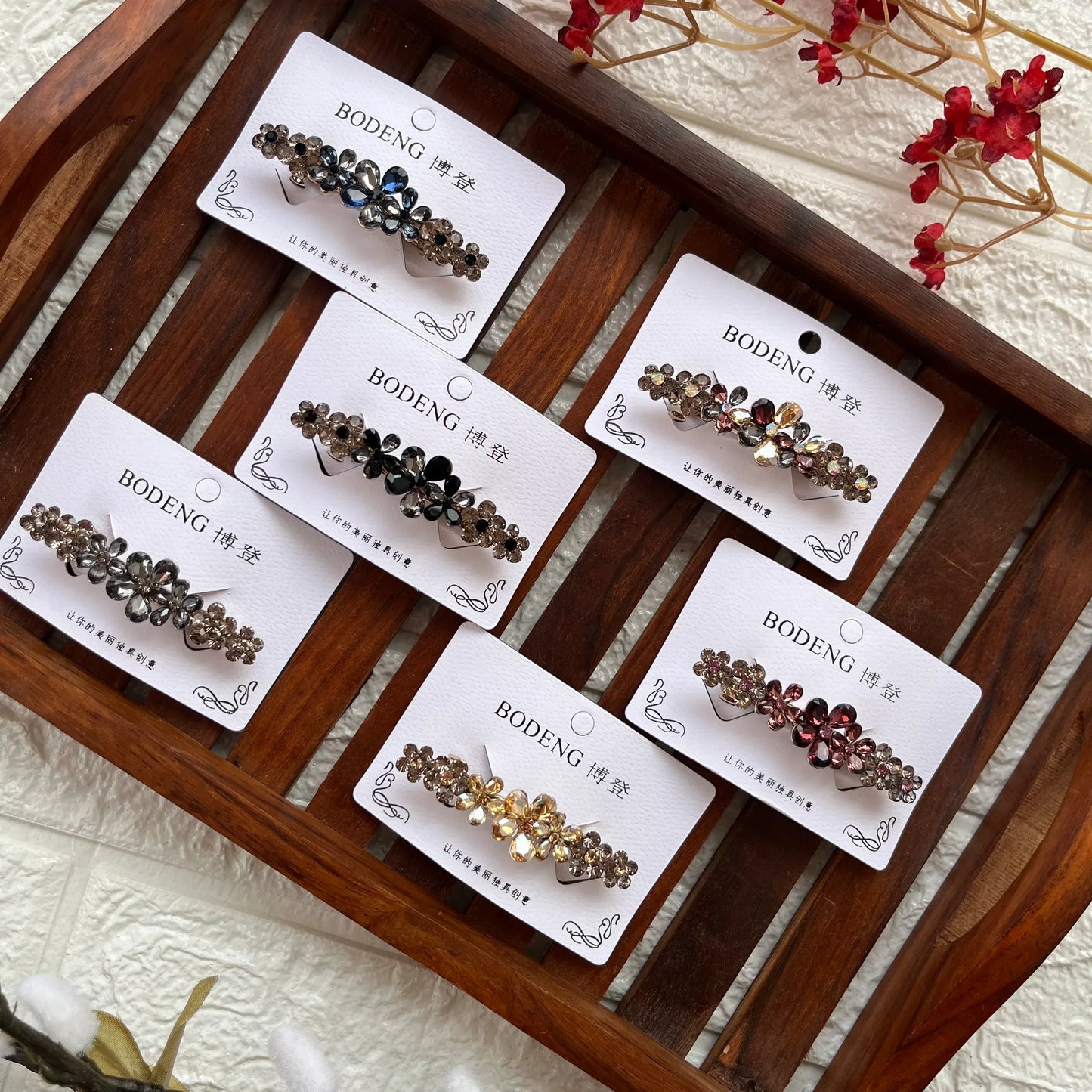 Floral Center Clip
