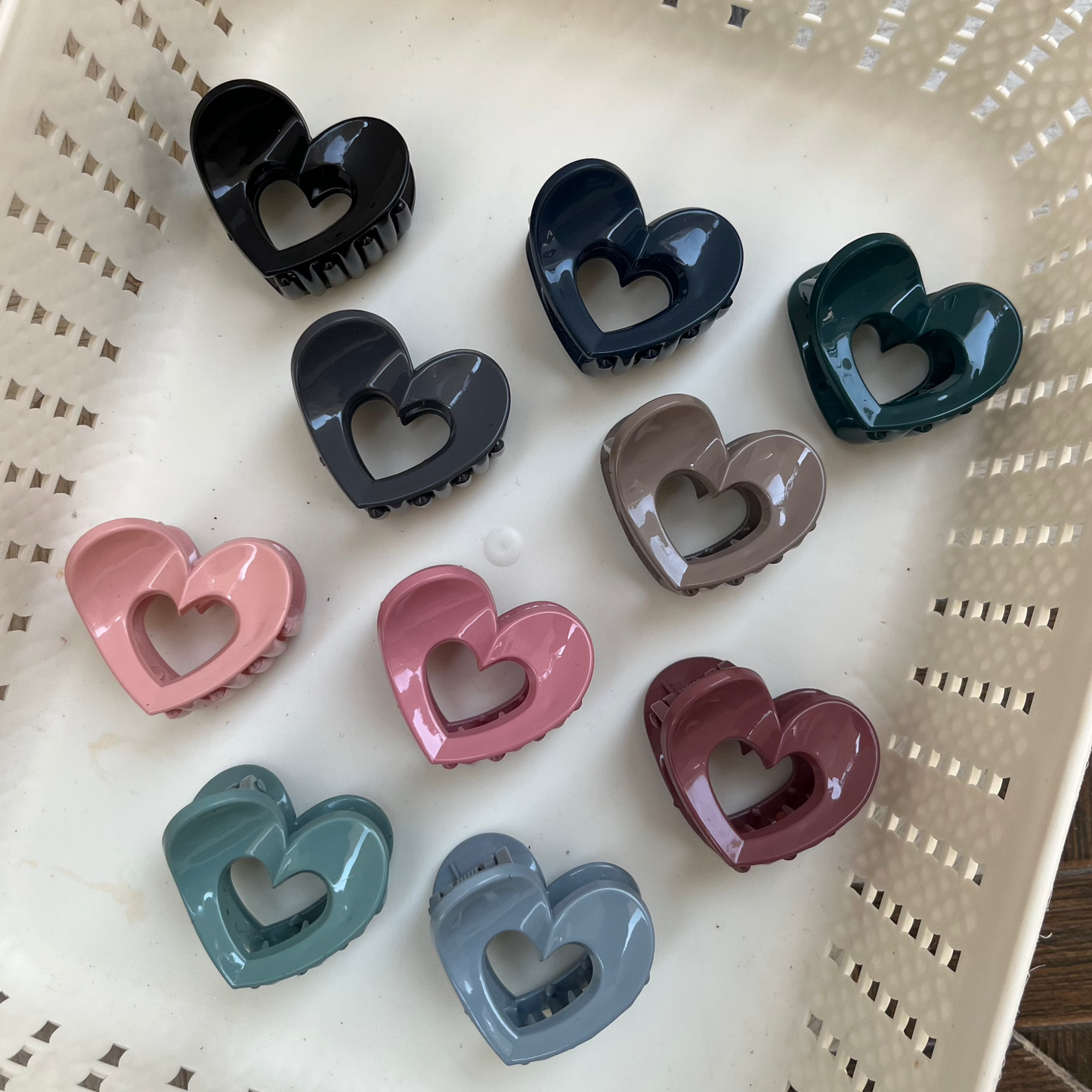 Glossy Heart Claw