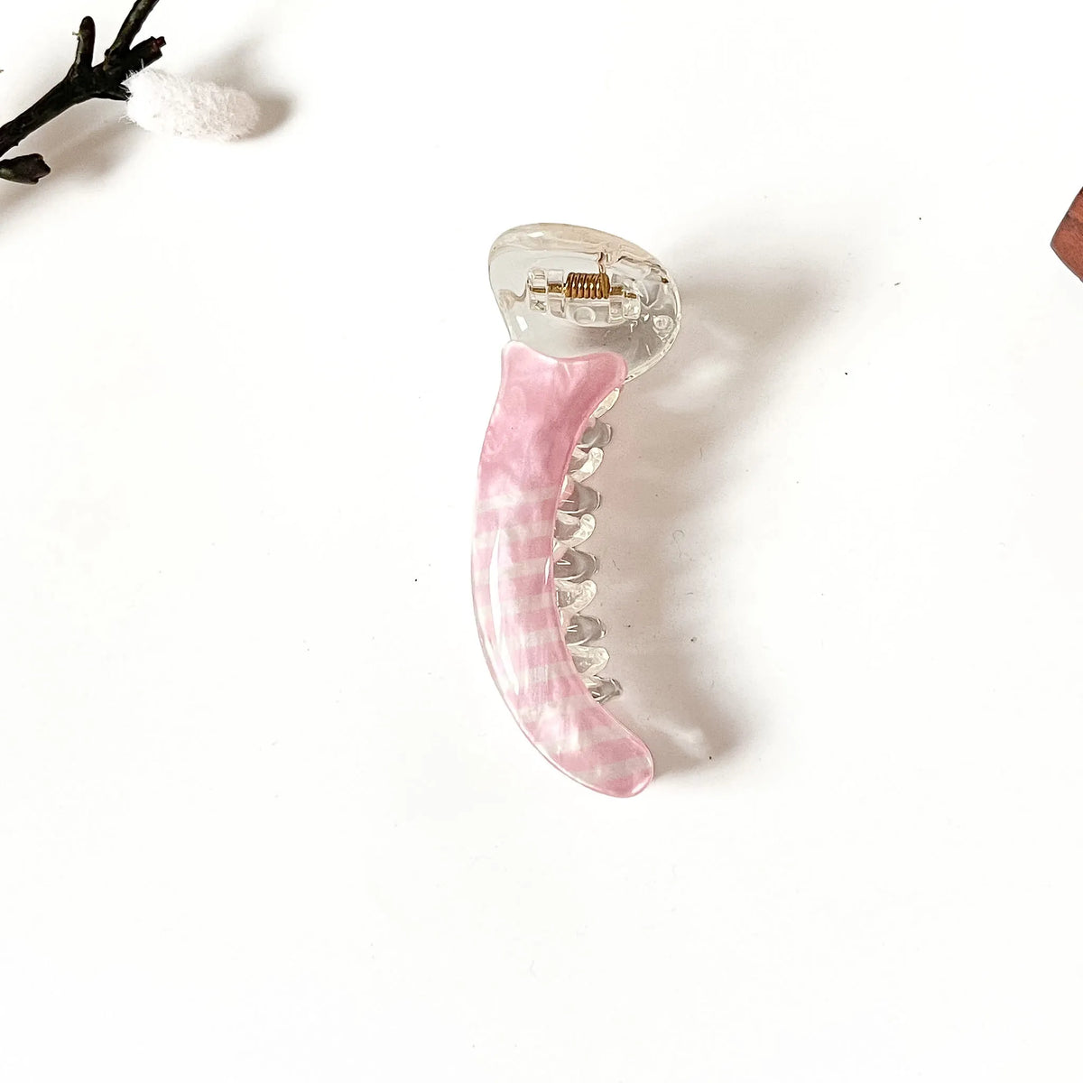 Blush pink striped banana clip with clear jaw, 8 cm cute banana hair clip for women