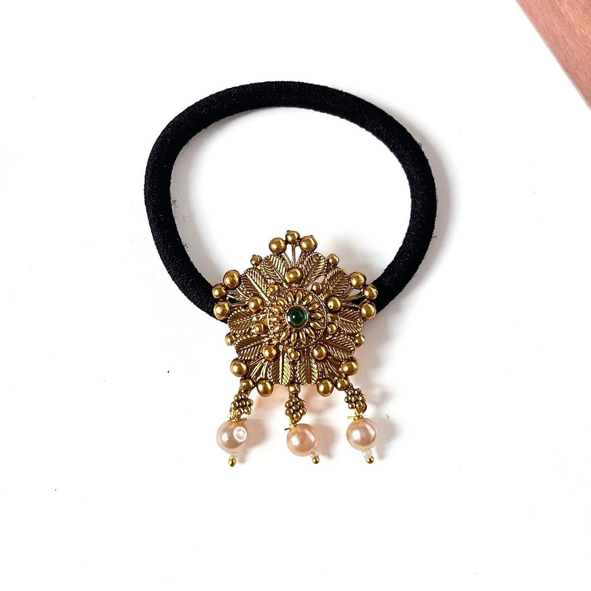 Emerald green gemstone vintage gold filigree pendant hair tie with pearl bead dangles