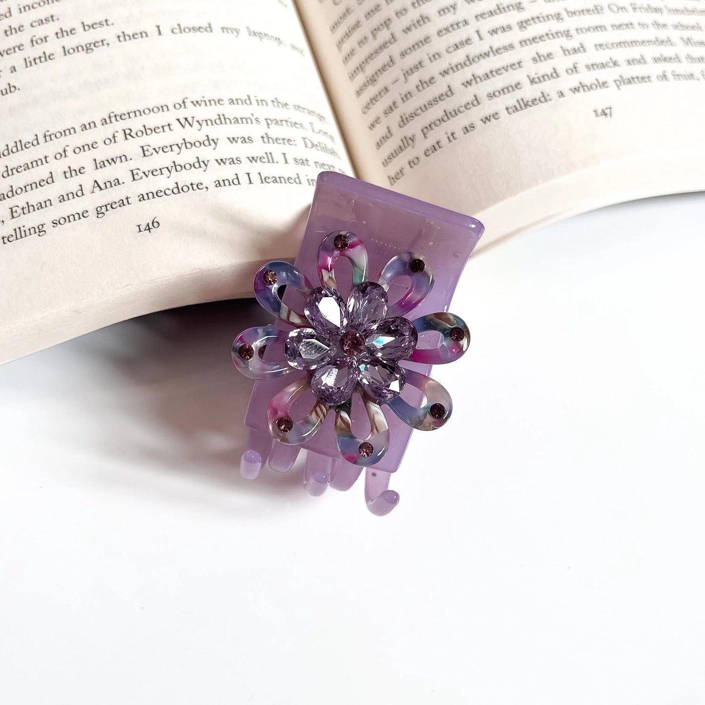 Floral Gem Catch Clip – Elegant Stone Hair Clip Lilac