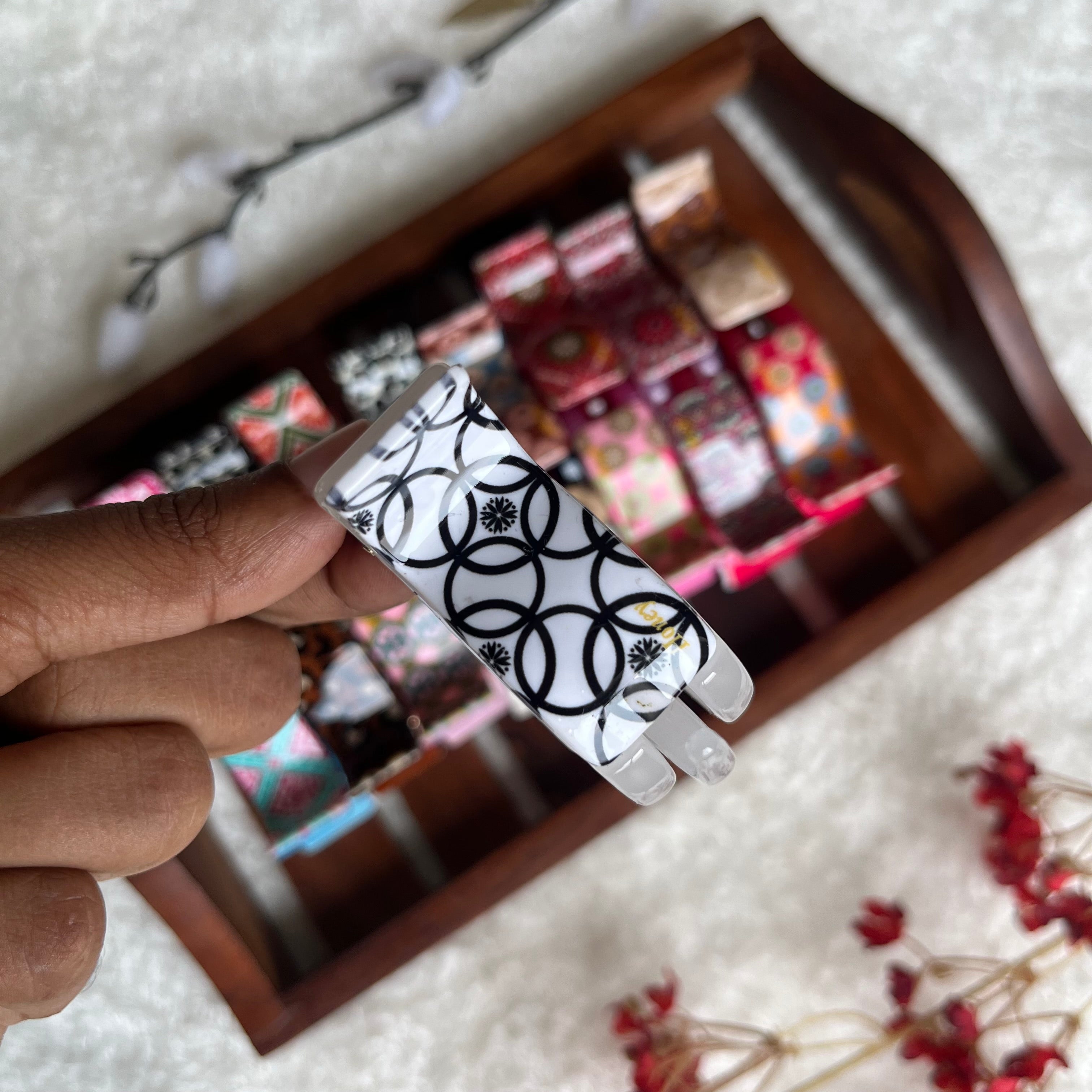 Printed Catch Clip - M