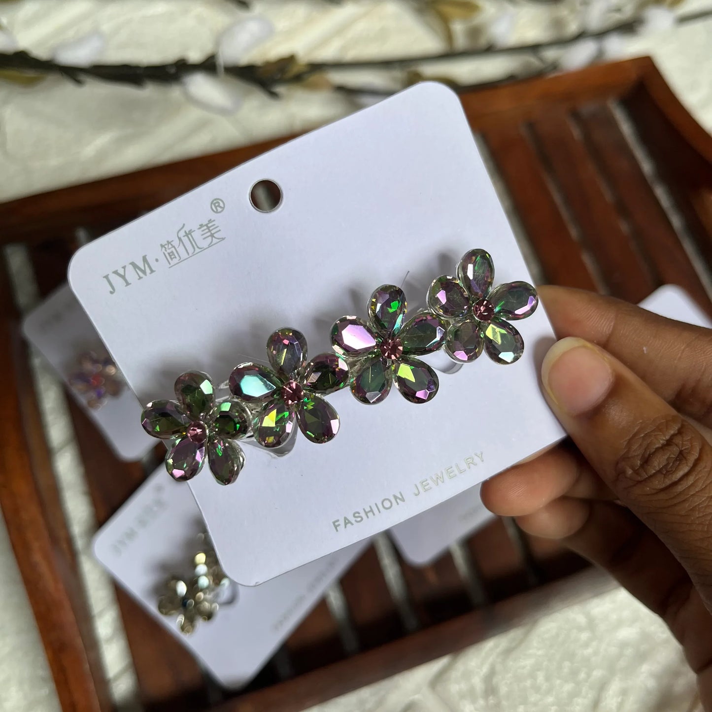 Elegant Flower Center Clip Dark Pink