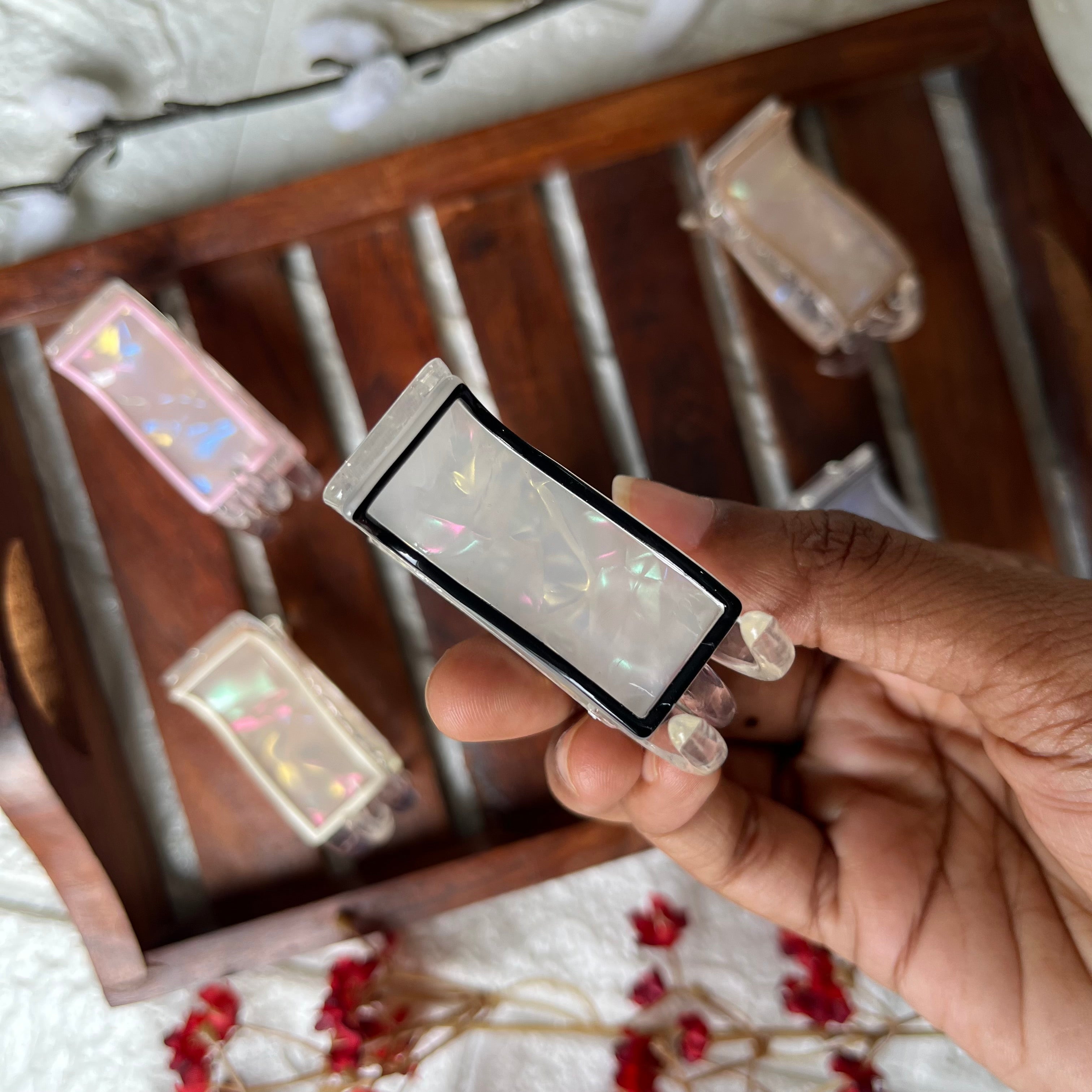 Designer Catch Clip - M