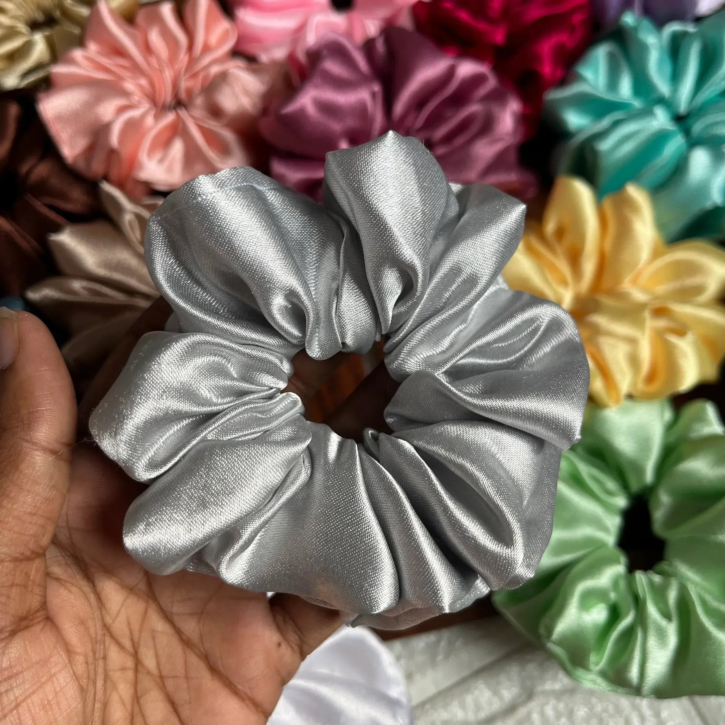 Satin Scrunchie – Smooth & Shine - Kaithogai