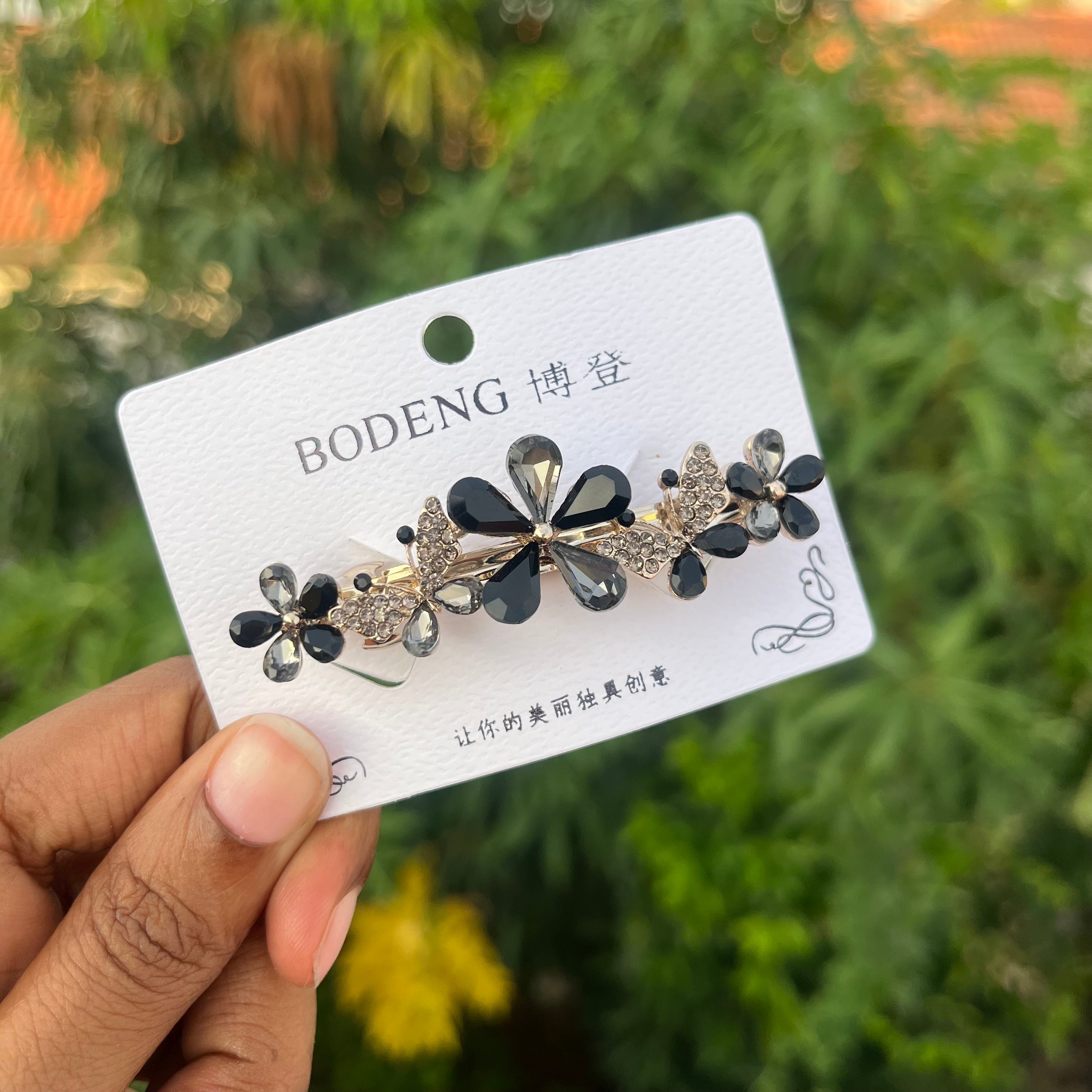 Crystal Blossom Center Clip