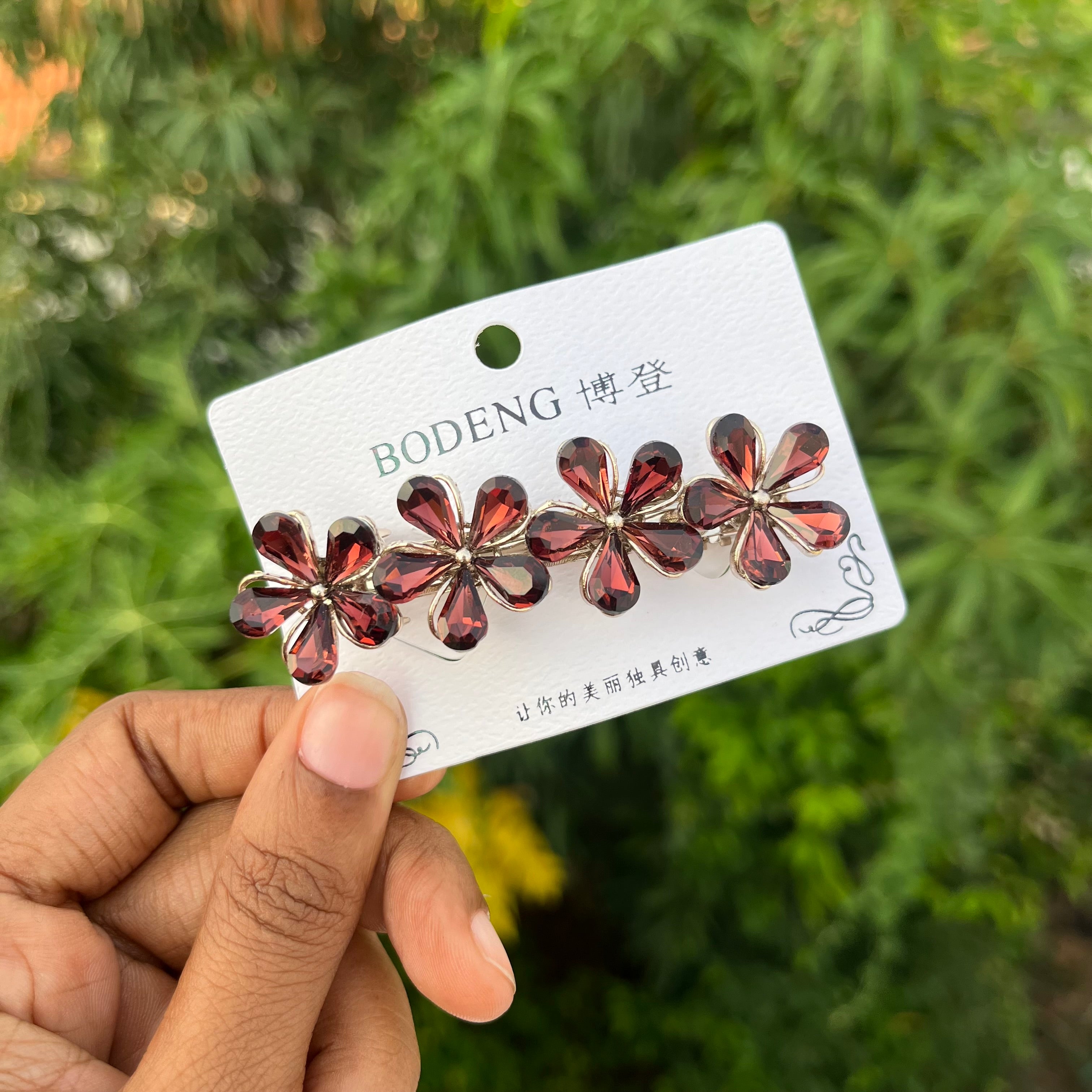 Five Petal Flower Center Clip