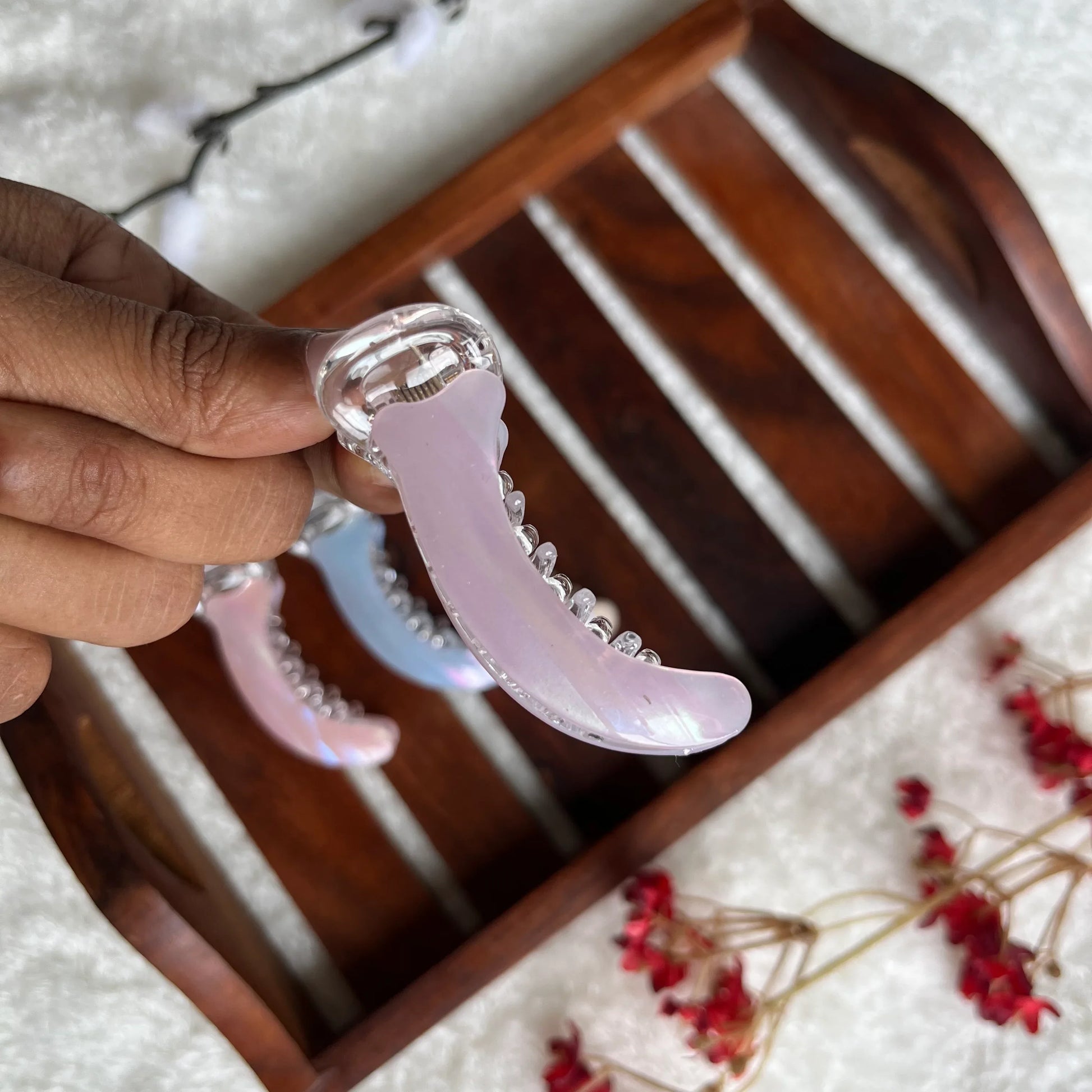 Opal Banana Clip (6cm) Purple