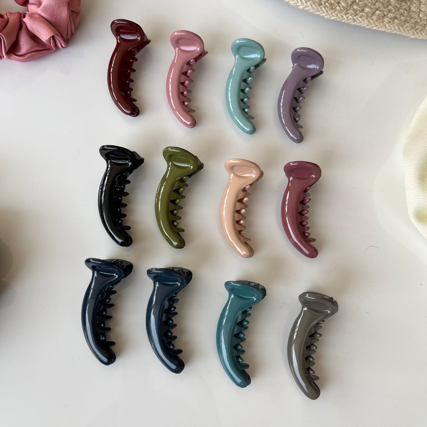 Glossy Banana Clip