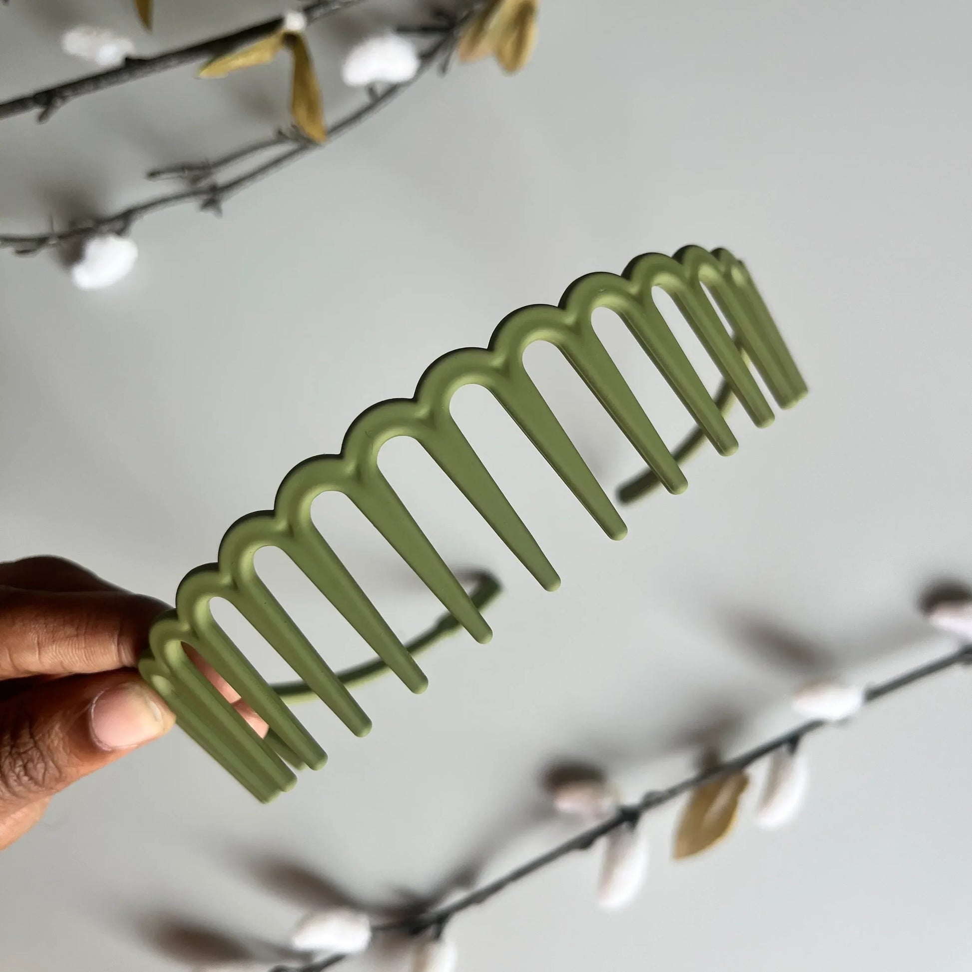Aura Comb Headband Green