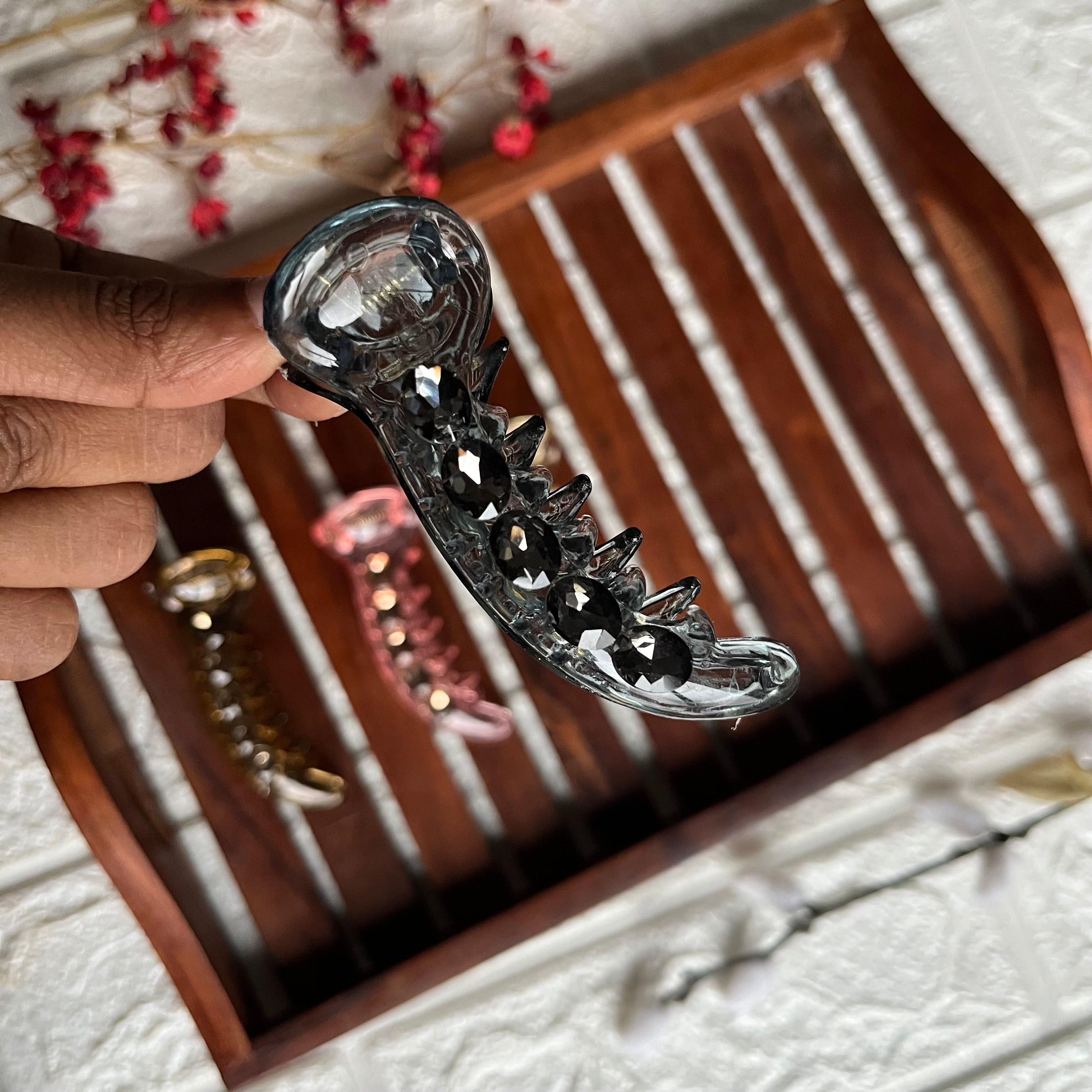 Glow Banana Clip - M