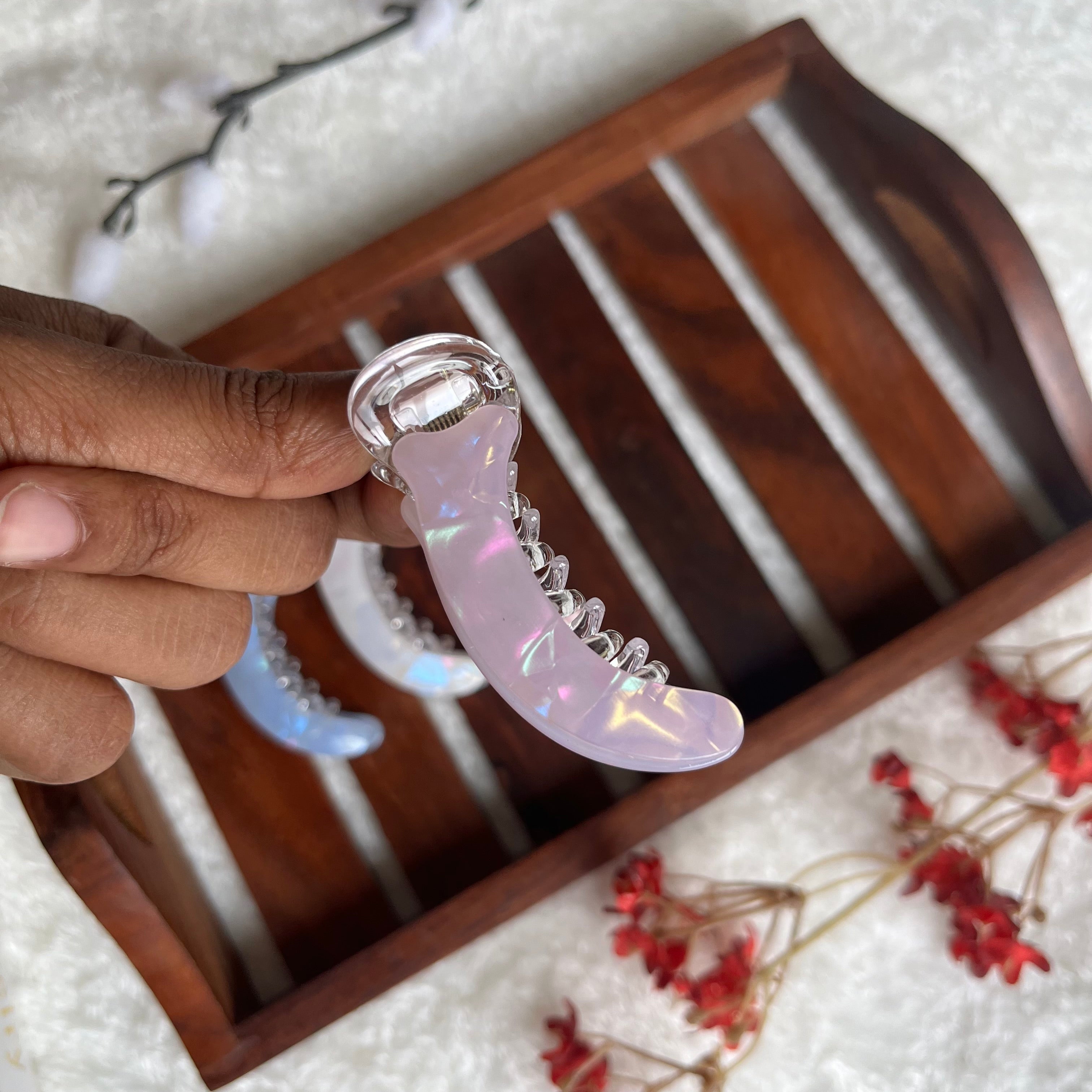 Holographic Banana Clip - S