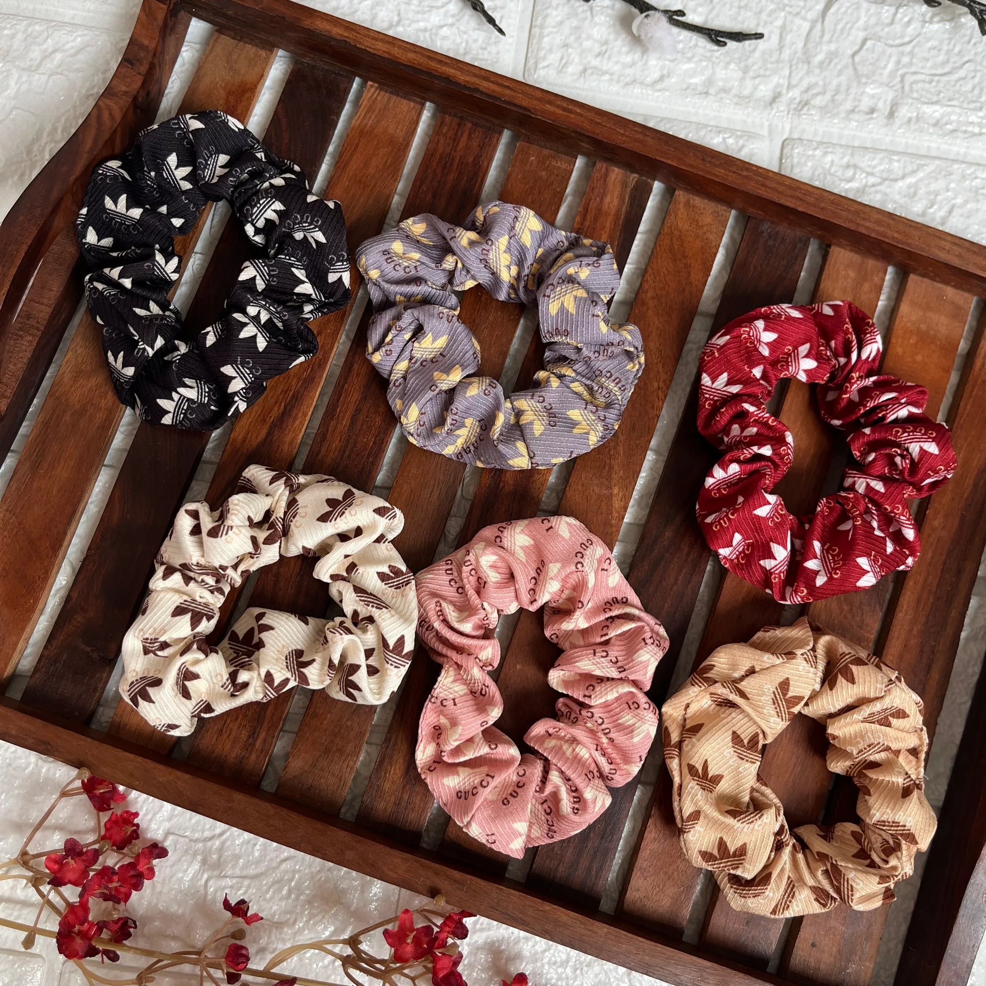 Retro Print Scrunchie - Kaithogai