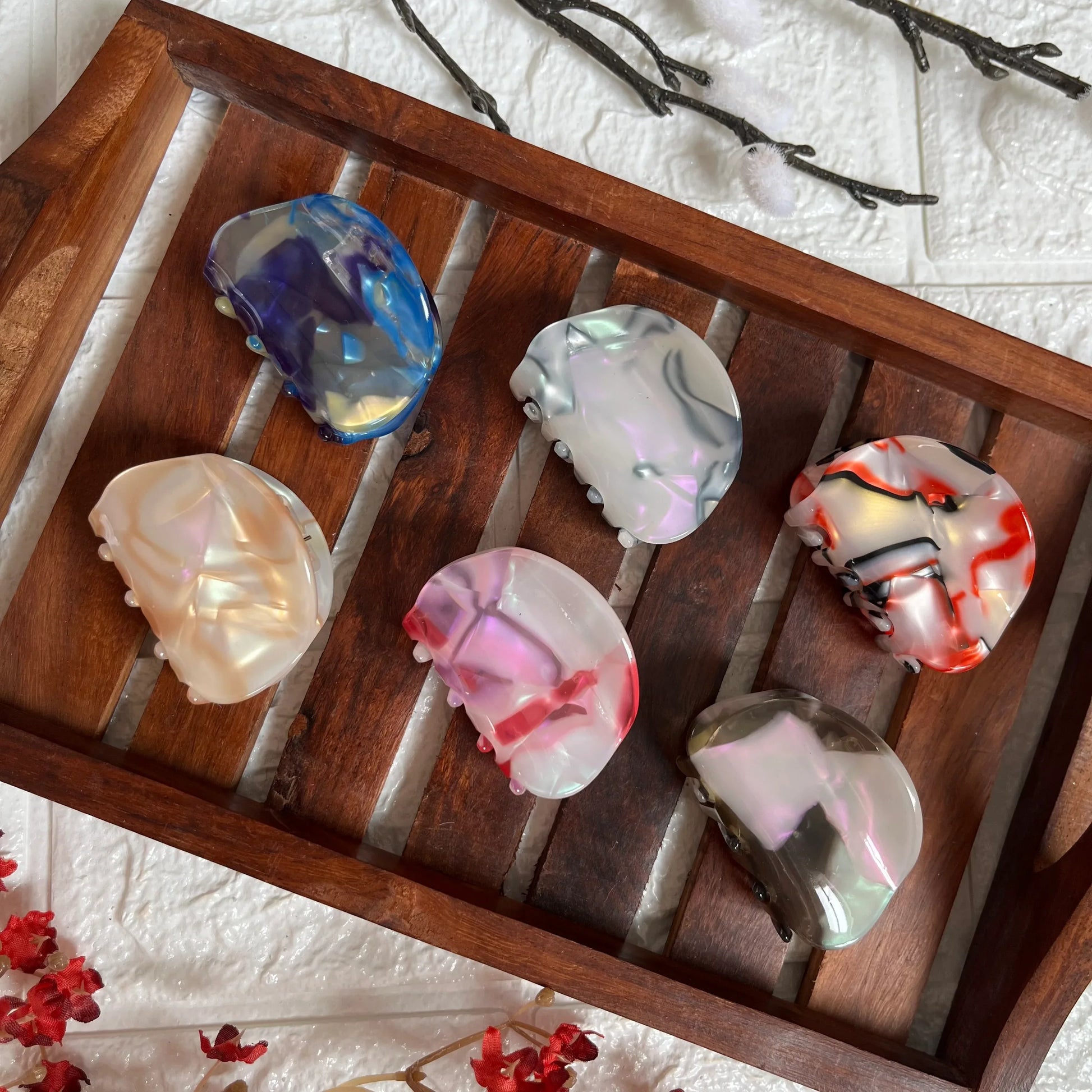 Marble Muse Claw