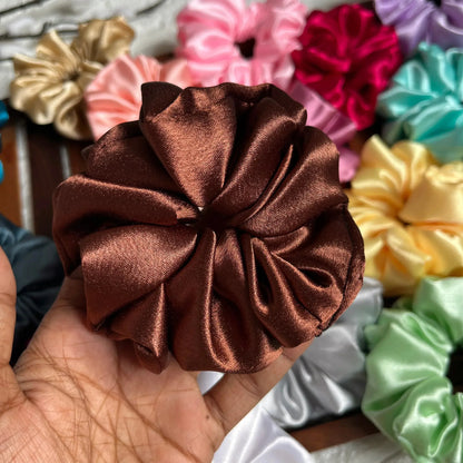 Satin Scrunchie – Smooth & Shine - Kaithogai