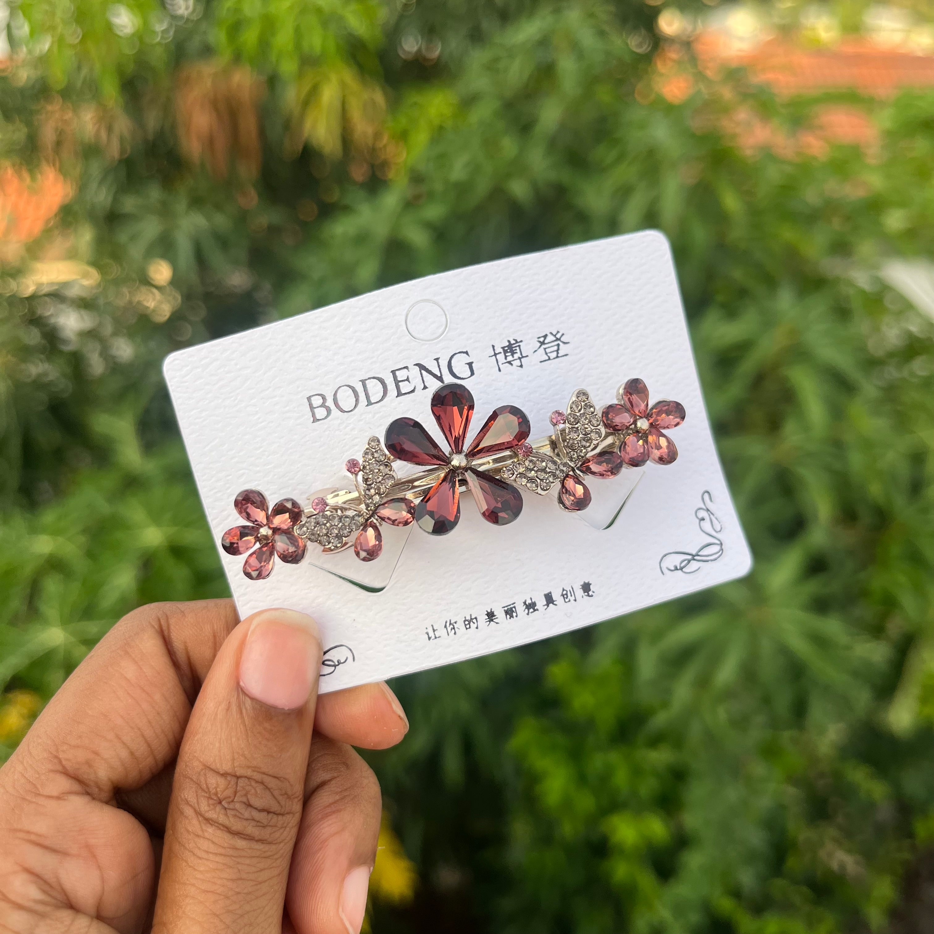 Crystal Blossom Center Clip