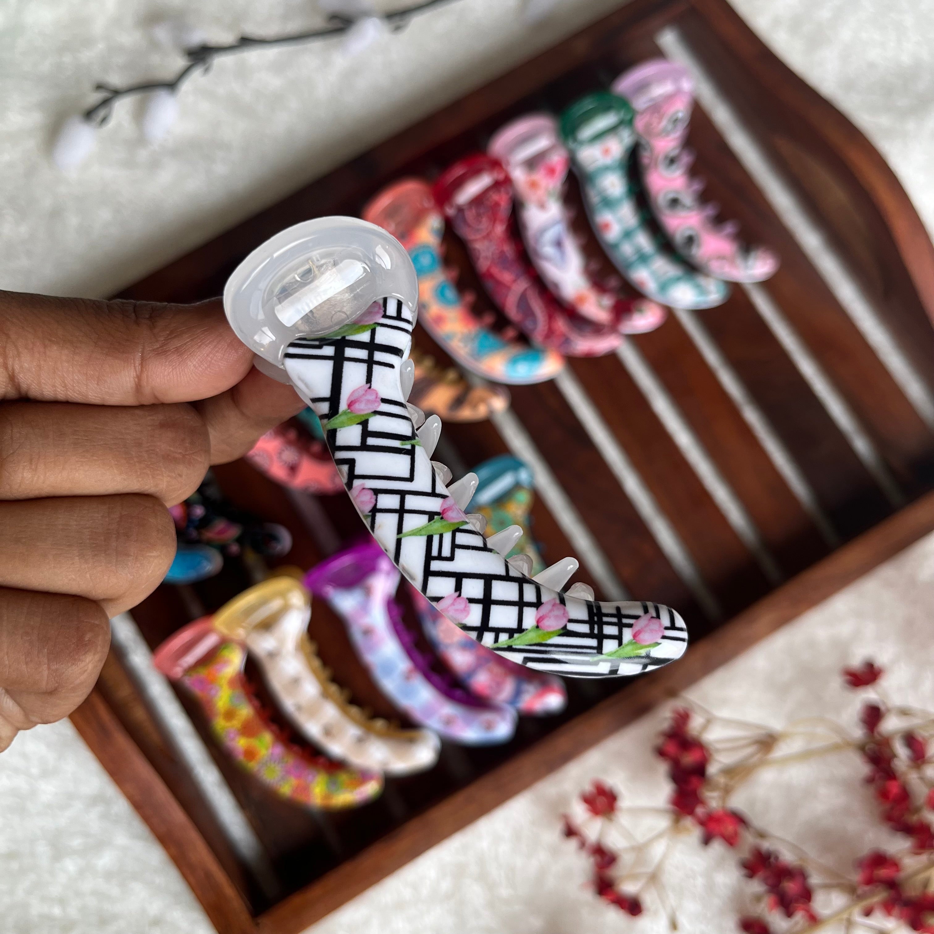 Printed Banana Clip - M