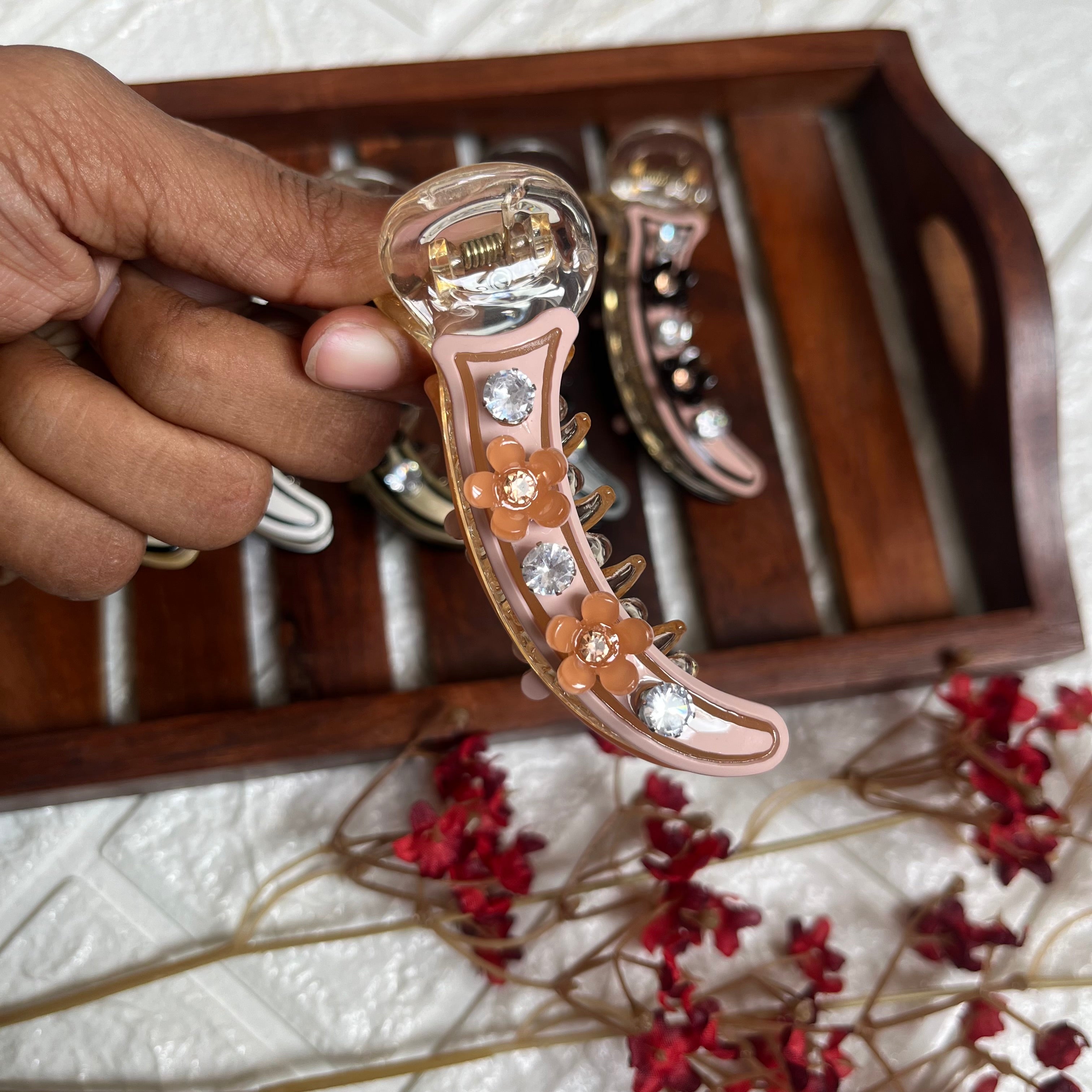 Designer Banana Clip - M