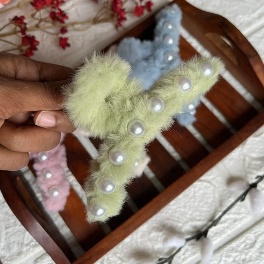 Furry Pearl Claw - Kaithogai