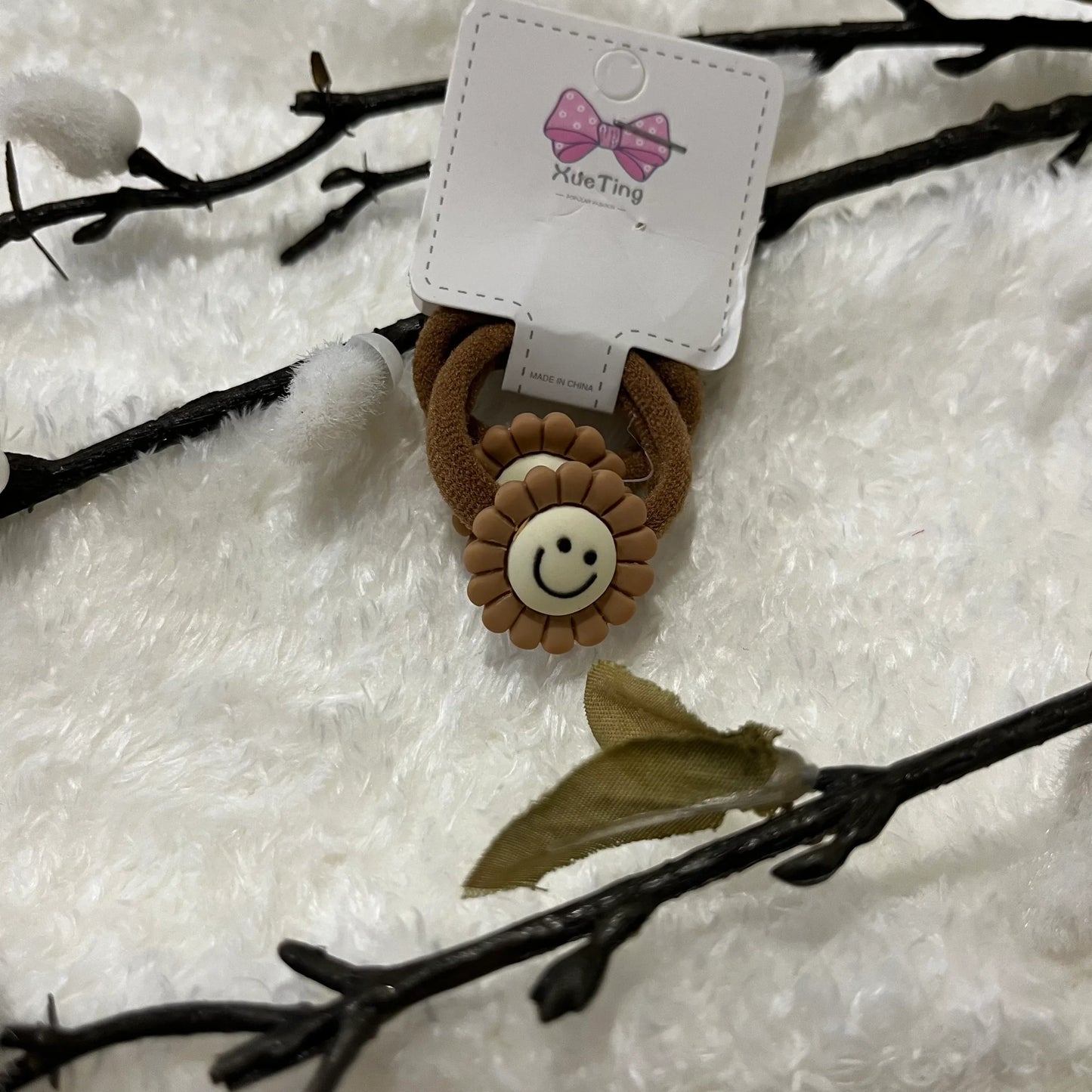 Beige Hair Ties - Kaithogai