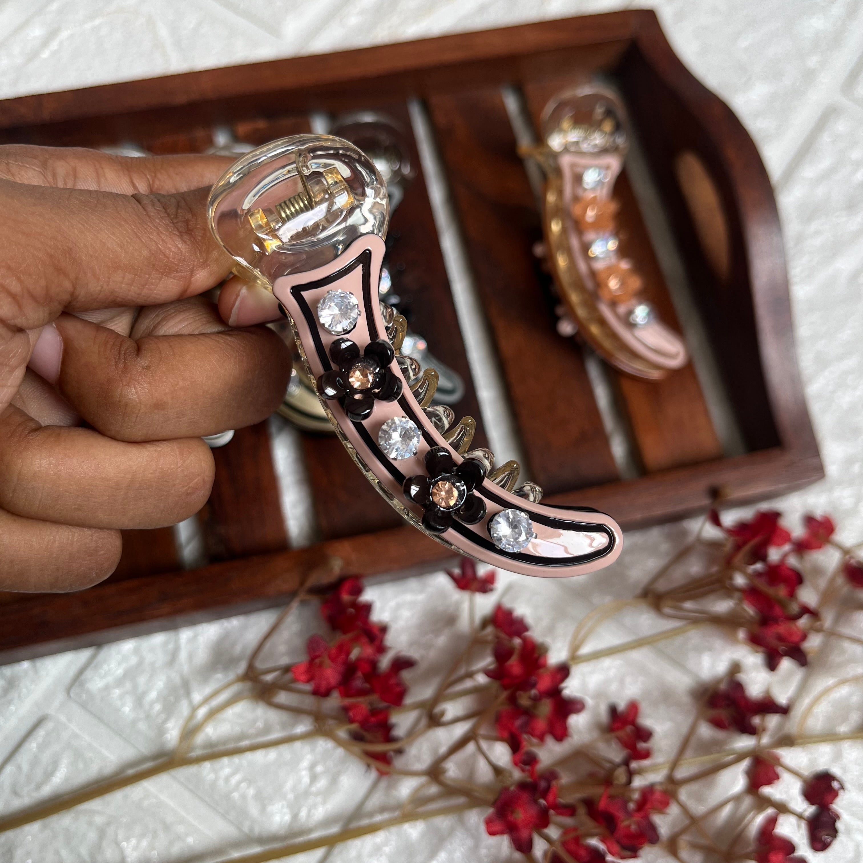 Designer Banana Clip - M