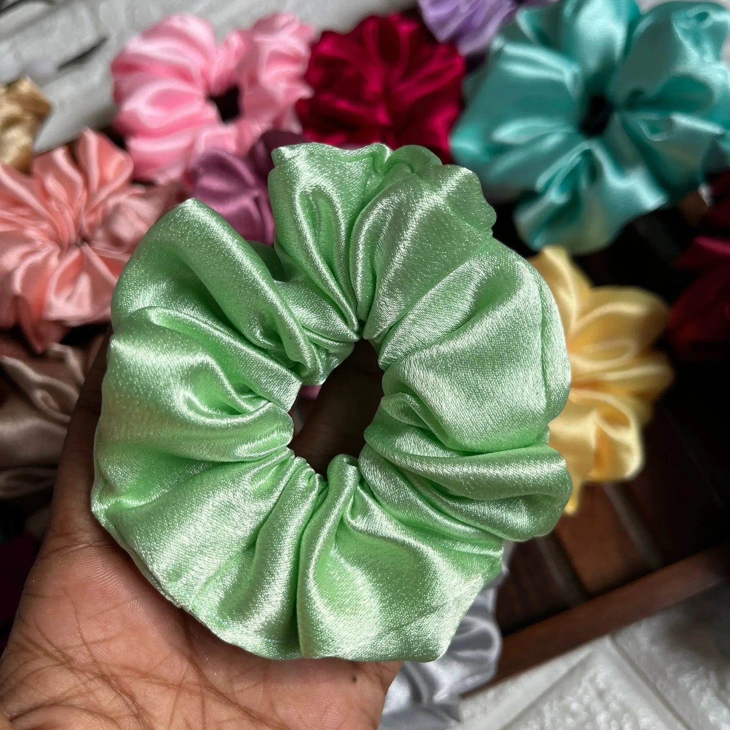 Satin Scrunchie – Smooth & Shine - Kaithogai