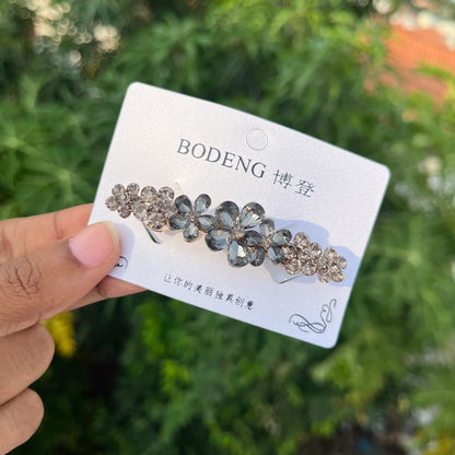 Floral Center Clip Grey