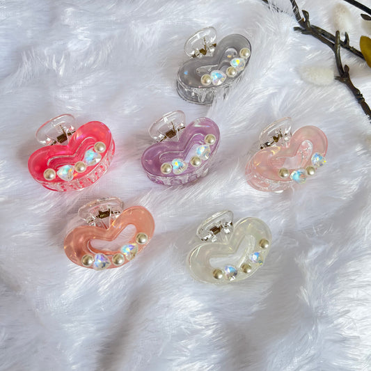 Heart Chic Claw