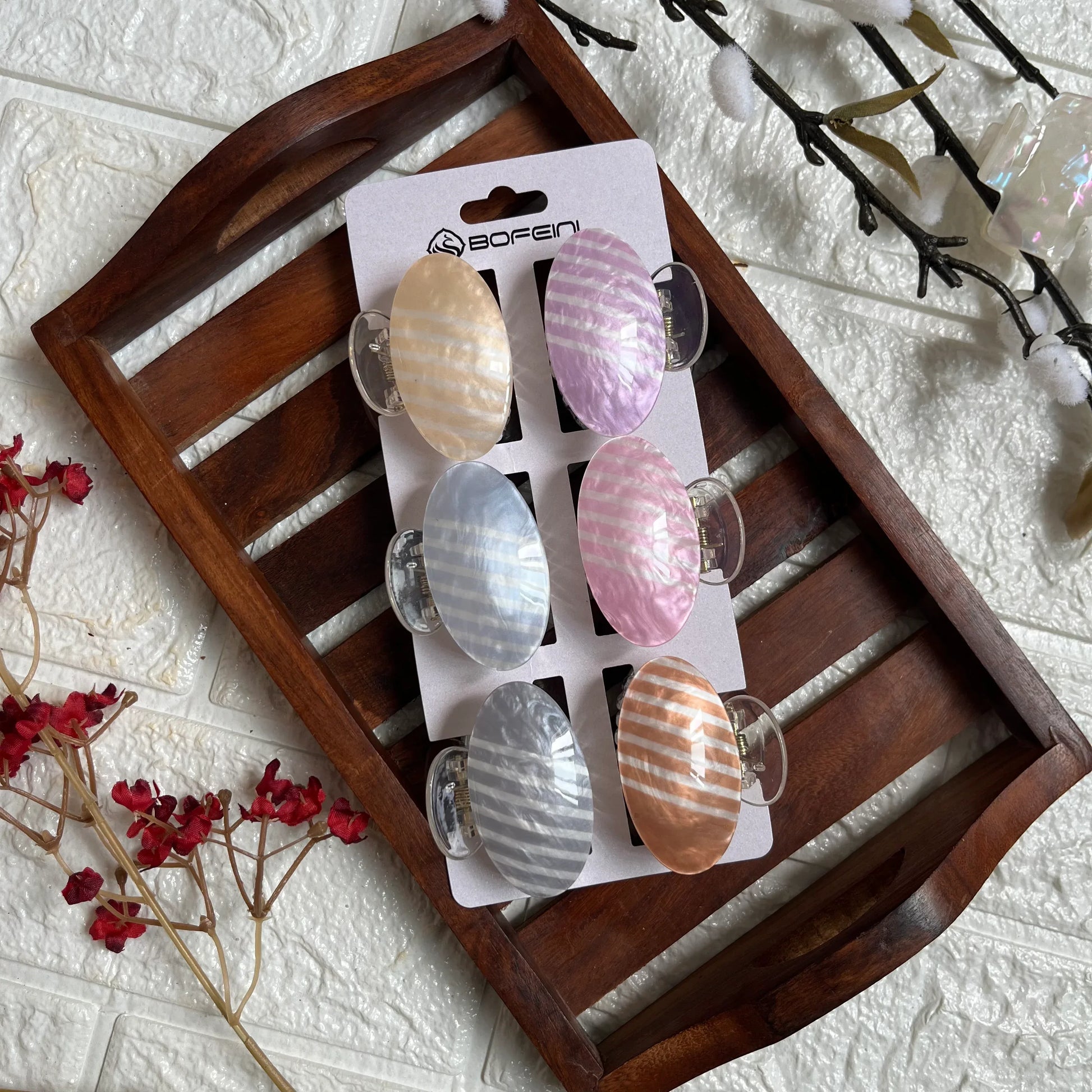 Shell Luxe Claw