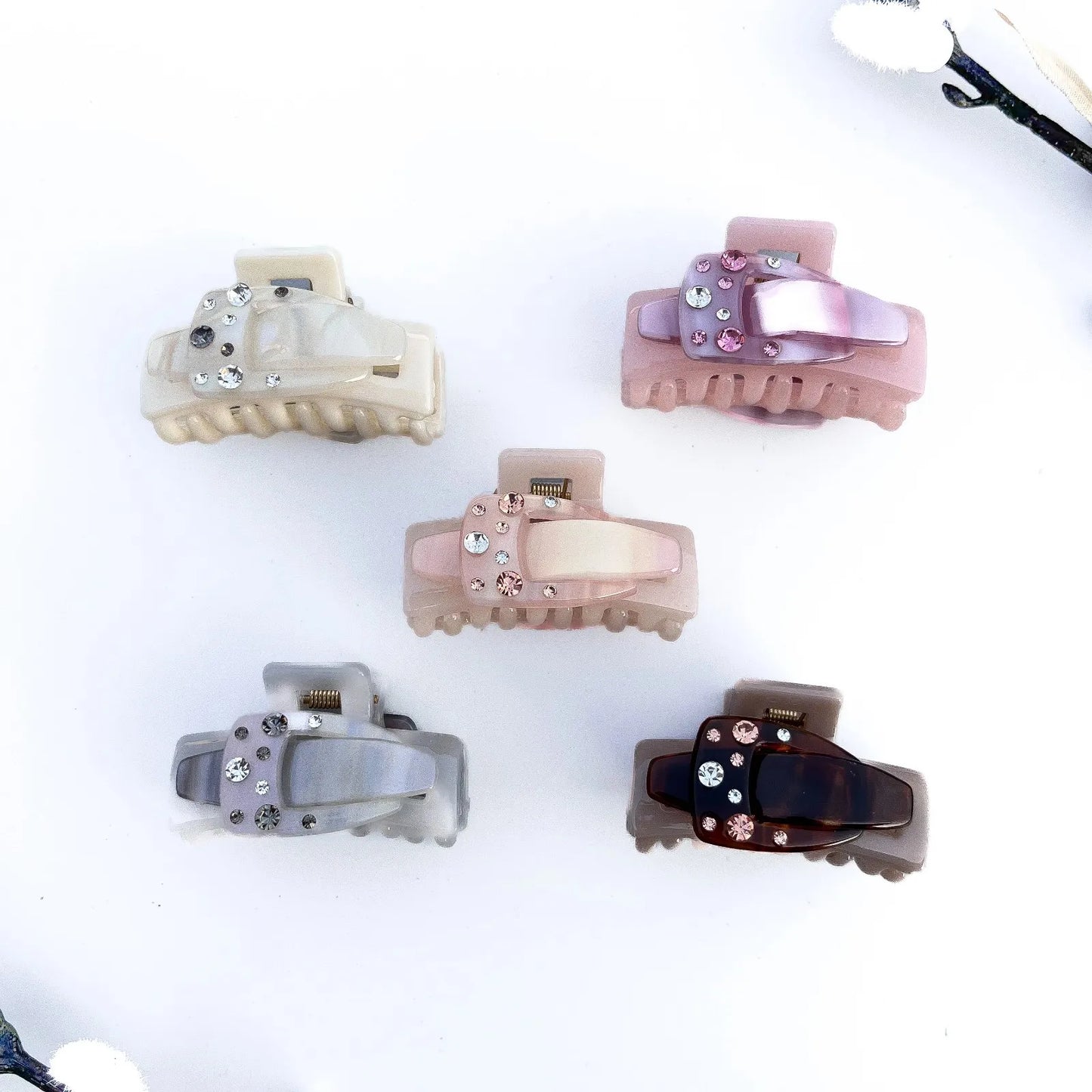 Rhinestone Buckle Claw