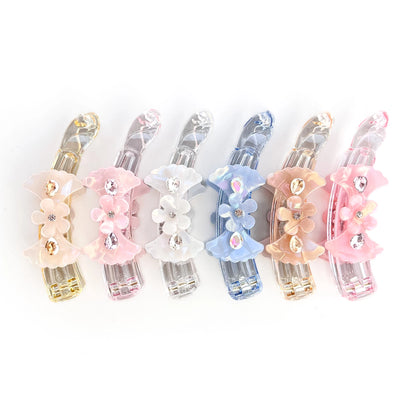 Pearl Petal Banana Hair Clip – Elegant 9cm