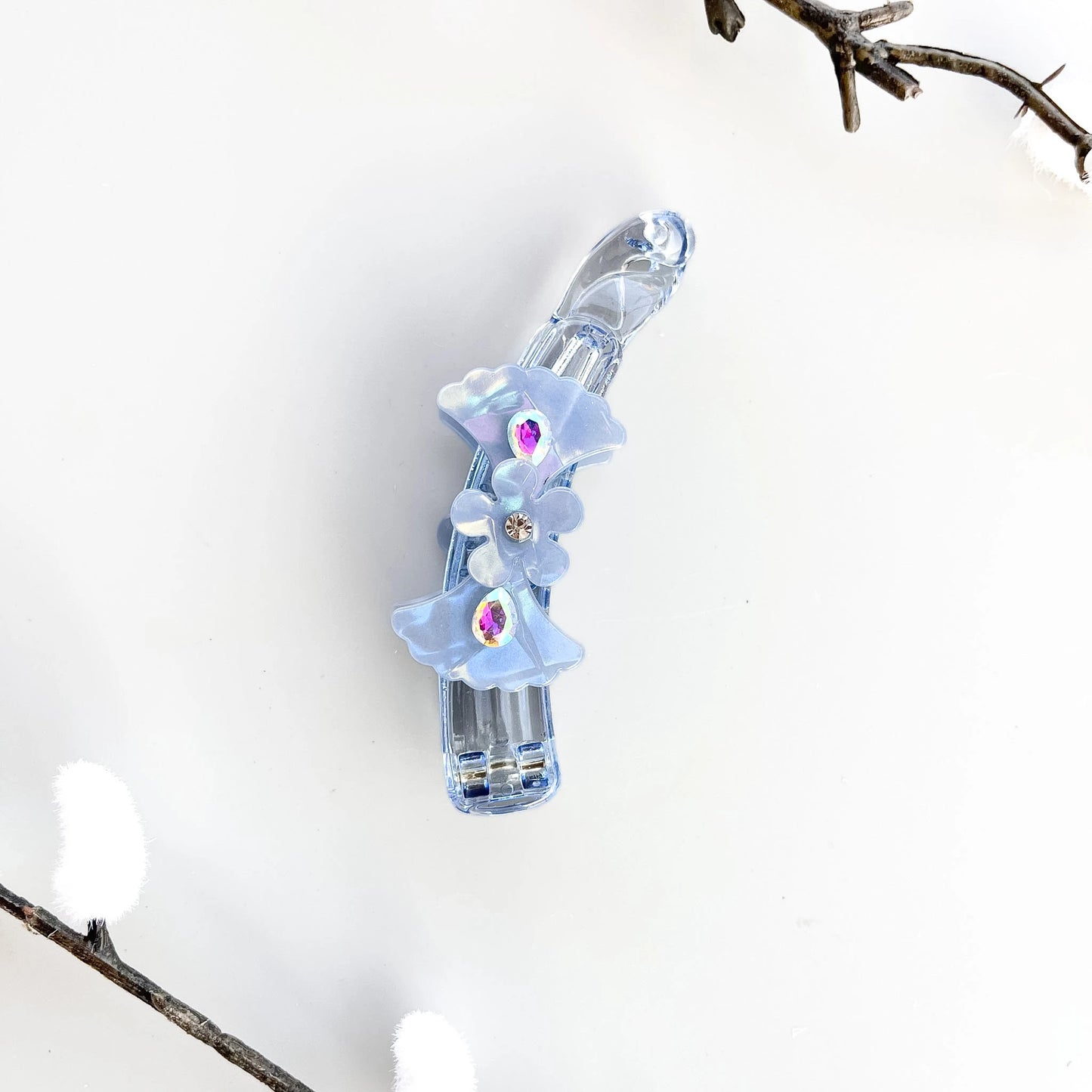 Pearl Petal Banana Hair Clip – Elegant 9cm Blue
