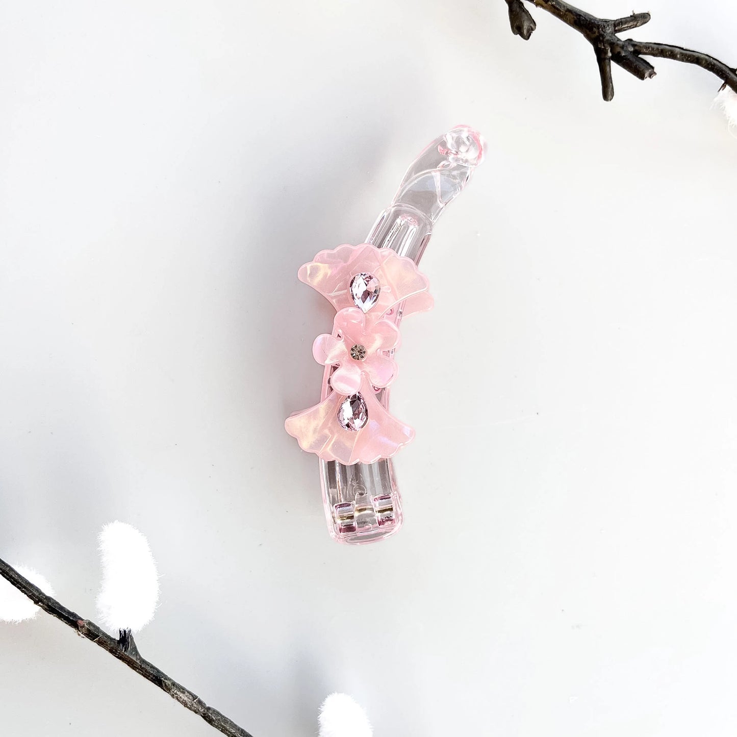 Pearl Petal Banana Hair Clip – Elegant 9cm Baby Pink