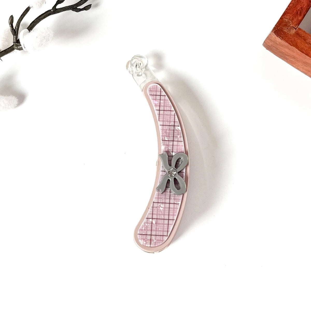 Blush pink plaid lock banana hair clip with pink grid interior and gray flower accent, large 10cm best banana clip