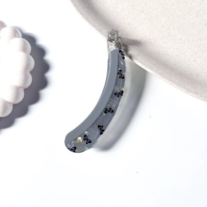 Bow print lock banana clip grey with black bow print