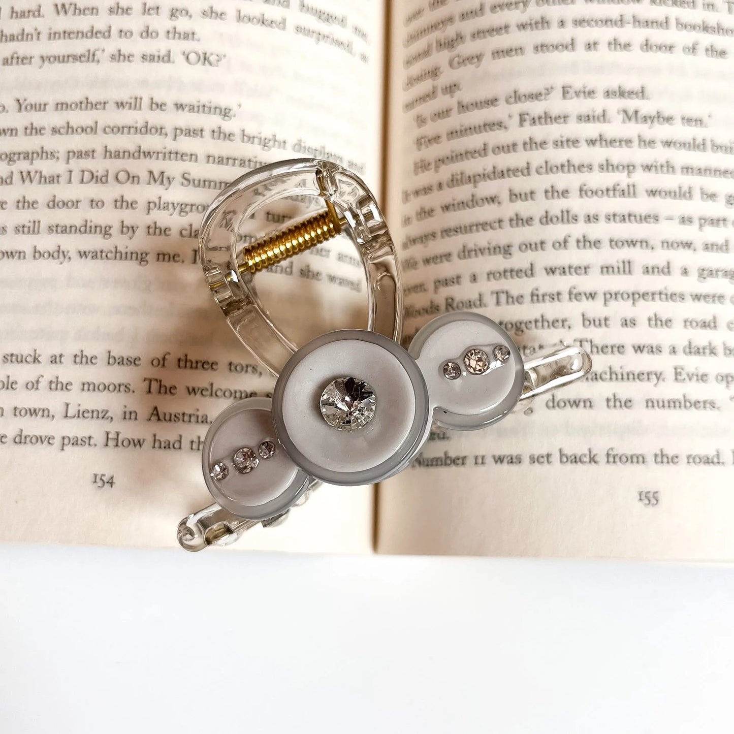 Bubble Rhinestone Claw Clip Grey
