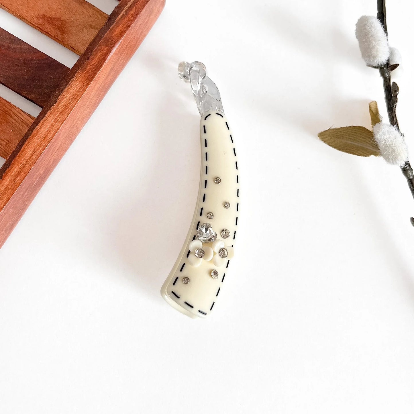 Cream fancy banana clip with pearl and rhinestone scatter embellishment, celestial lock design 10cm