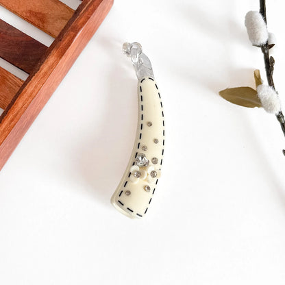 Cream fancy banana clip with pearl and rhinestone scatter embellishment, celestial lock design 10cm