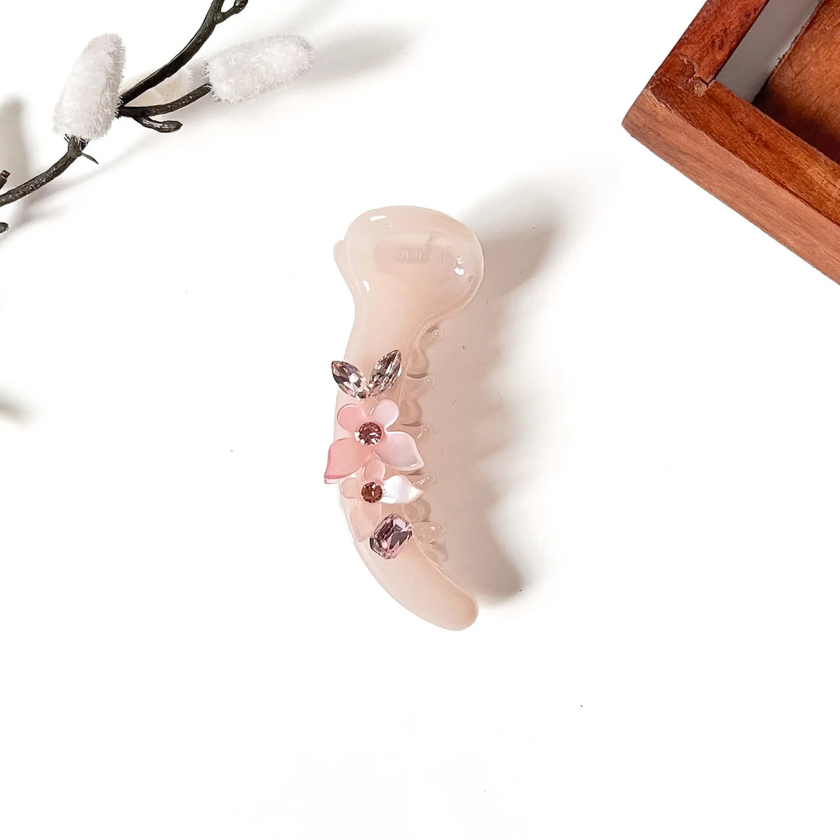 Blush pink flower banana hair clip with pink petals and pink crystals, 8cm