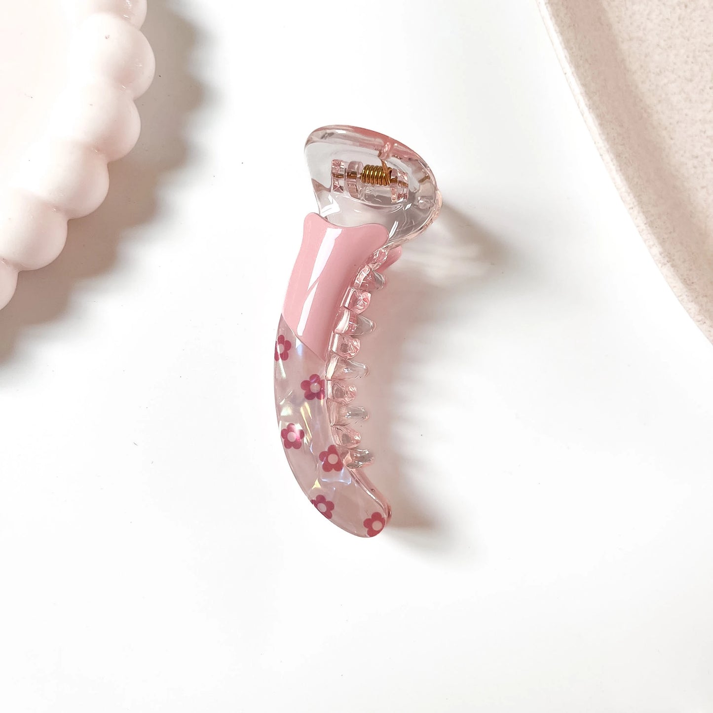 Daisy banana clip pink with pink floral print