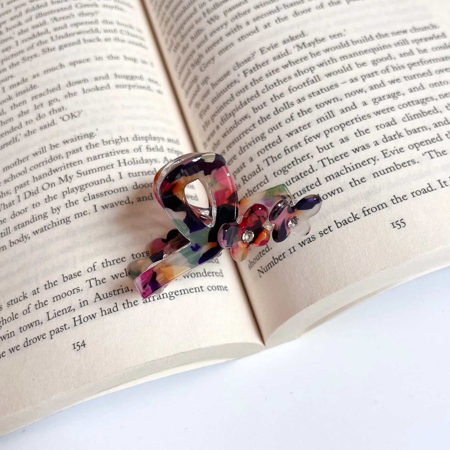 Floral Loop Claw Clip Confetti