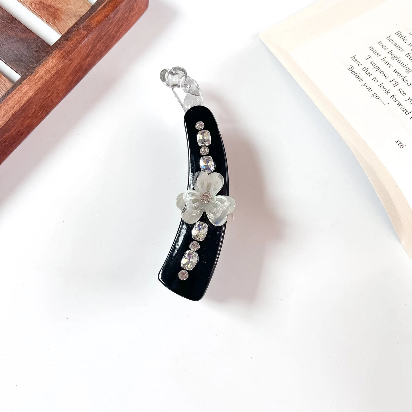 Flower stone lock banana clip black rhinestone clutcher