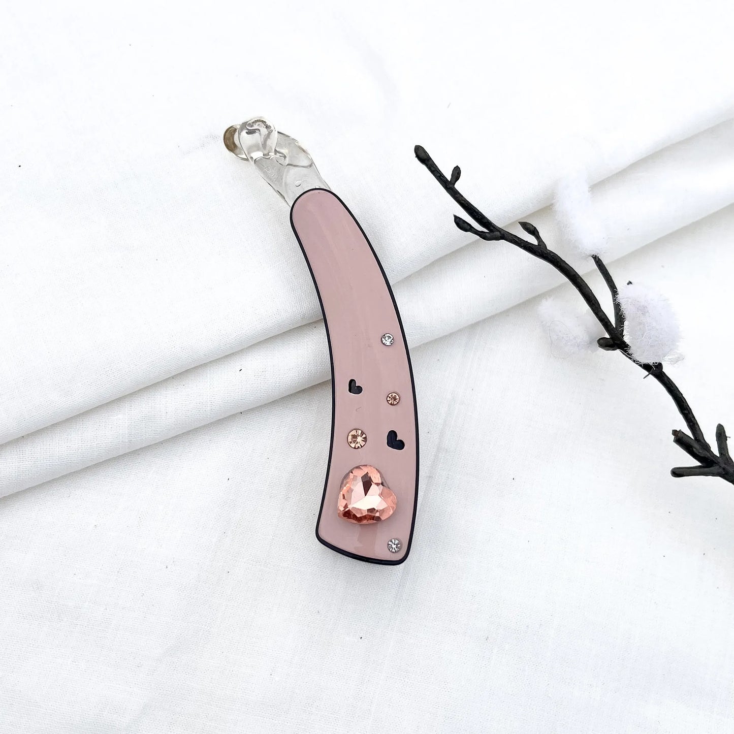 Pink lock banana clip with faceted rose gem and rhinestone heart cutouts, 8cm