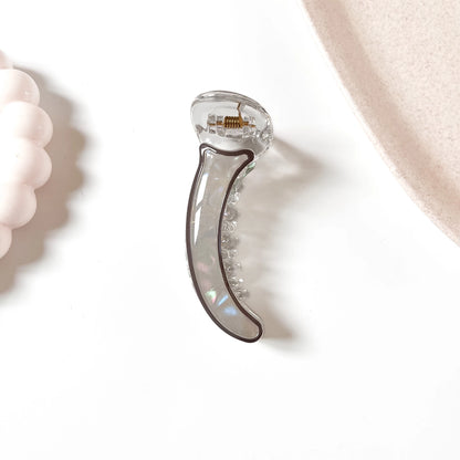 Iris shimmer banana clip clear with dark outline